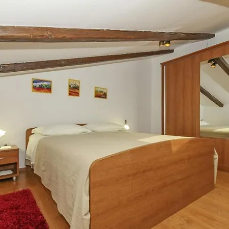 Pensjonat Eva In Porec * Istrien 2*