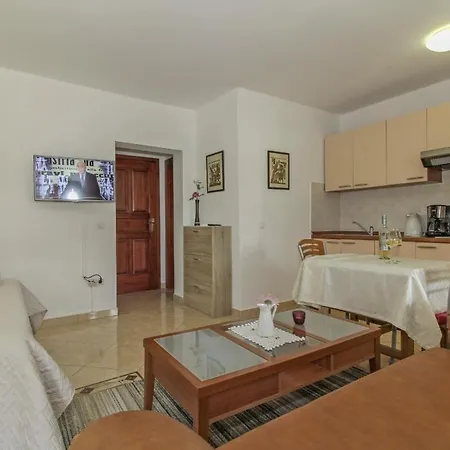 Pensjonat Eva In Porec * Istrien Vrvari
