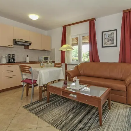 Pensjonat Eva In Porec * Istrien Vrvari